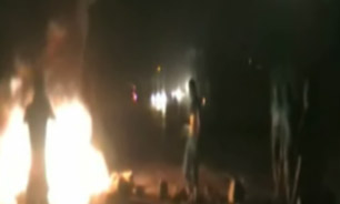 فیلم / درگیری گروهي از انقلابيون بحريني