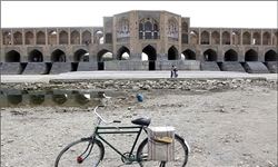 راهکار مشکل آب اصفهان به سفر ریاست‌جمهوری موکول شد