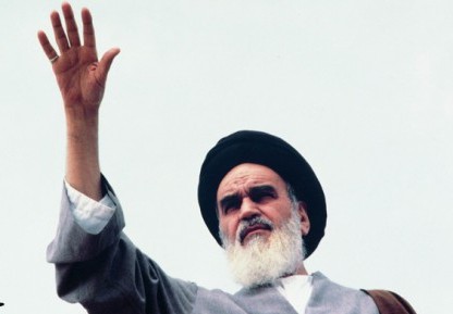 امام خمینی(ره): بر دولت و قوای اجرایی است که از تخلف هرکس در هرجا جلوگیری کنند
