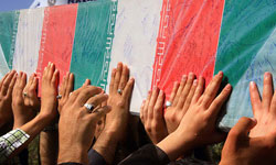 مادر3 شهید در بجنورد به فرزندان شهیدش پیوست