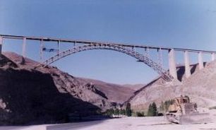 تكمیل جاده خوی- قطور ترانزیت كالا و مسافر را سرعت می بخشد