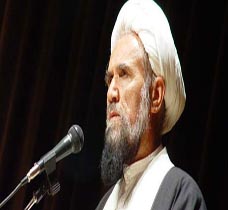 دخالت در سیاست جهاد اصغر است