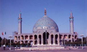 ساخت ضریح جدید امامزادگان محمد و ابراهیم (ع) ارومیه