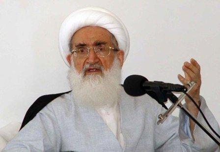 آیت الله نوری همدانی اسلام را پاسخگوی تمام مشکلات بشریت دانست