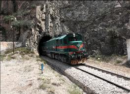 پیشرفت 70 درصدی قطعه دوم خط راه اهن چهارمحال وبختياري