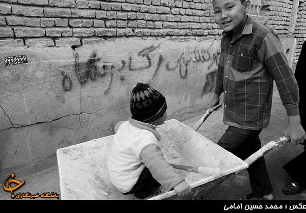 "پروانه" به تحليل شخصيت هاي انقلاب مي پردازد