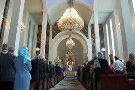 اجتماع همه ادیان در زمان انقلاب و دفاع مقدس نشانه محبت الهی بود