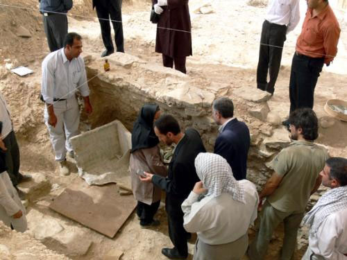 آغاز کاوش های باسنان شناسی در منطقه قدیم شهرستان قاین