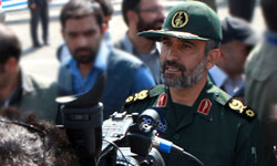 در روز واقعه موشک‌های سپاه همچون صاعقه بر سر دشمنان فرود خواهد آمد