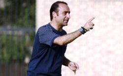 عبدی: اگر پول ما را ندارند، چطور خریدهای میلیاردی می کنند!
