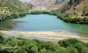 خود نمایی مارمیشو مانند عروسک زیبا در کنار کوه های سرسبز آذربایجان غربی