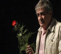 همه ی گروه های تئاتری در ایران "گالیله" را می خوانند
