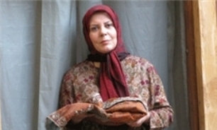 مهيمن از اولين تجربه كار طنز خود مي‌گويد