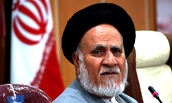جوانان در کتابخوانی مقام معظم رهبری را الگو قرار دهند