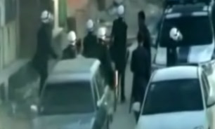 فیلم / حمله مزدوران به یکی از خانه ها