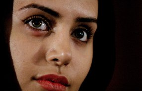 هرگز شاهد نقش فروشی در سینما نبوده ام