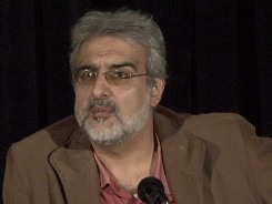 يكي از مشكلات نمايش خانگي وقفه در اخذ پروانه نمايش است