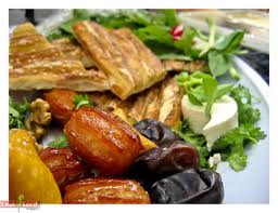 تفکیک وعده شام و افطار در ماه مبارک رمضان ضروری است