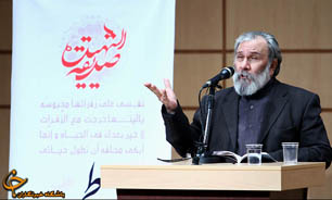 نخستين كنگره شعر سپاه برگزار مي شود