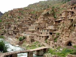 آسفالت 92 درصد روستاهای هدف گردشگری كردستان