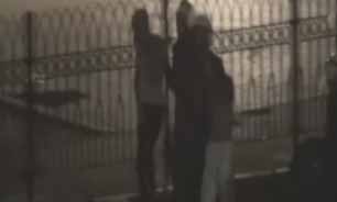فیلم / کتک زدن چهار شهروند معترض بحريني