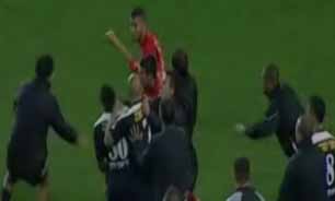 فیلم /  درگیری نژاد پرستي صيونيستها عليه فوتباليستهاي فلسطيني