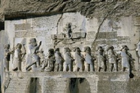 بیستون به امکانات گردشگری مجهز می شود