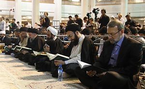 مراسم احیا در حرم حضرت معصومه(س) با حضور رئيس مجلس