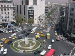 الميادين: اهالي دمشق زندگي عادي خود را از سر مي‌گيرند