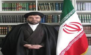 یتیم‌نوازی مهم‌ترین خصیصه حضرت علی (ع)