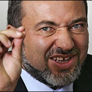 ليبرمن: عذرخواهي از تركيه هرگز اما مذاكره بله!