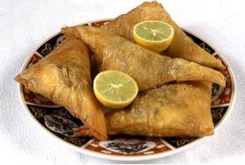 سمبوسه و بریک تونسی غذای محبوب روزه داران + تصاویر