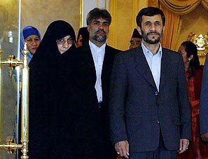 از مهمانی همسران سران عضو «نم»در ضیافت شام همسر رییس​جمهور تا ترافیک دیدارهای دیپلماتیک احمدی​نژاد