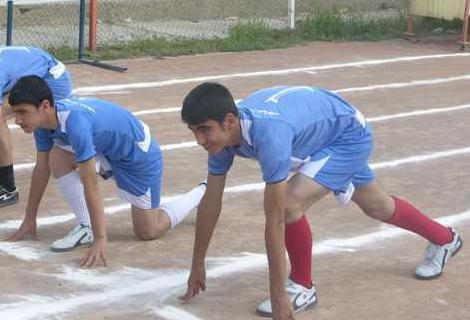 کسب سه مدال طلای کشور توسط دانش آموزان دو و میدانی کار استان همدان