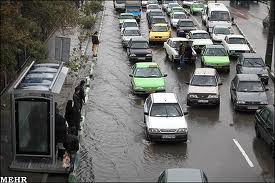 باران و مشکلات  مسافران تابستانی در گیلان