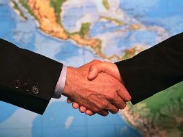 اعزام دو هيات تجاري استان چهارمحال و بختياري به كشورهاي عراق و تاجكستان