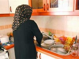 خانه دار ها کمتر سرطان می گیرند!