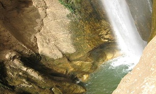 گردشگران اوج زیبایی را در روستای پیران خواهند دید
