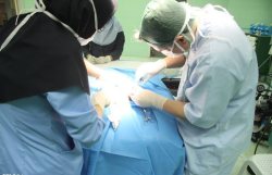 انجام دومین مرحله عمل جراحی ساخت گوش در زنجان