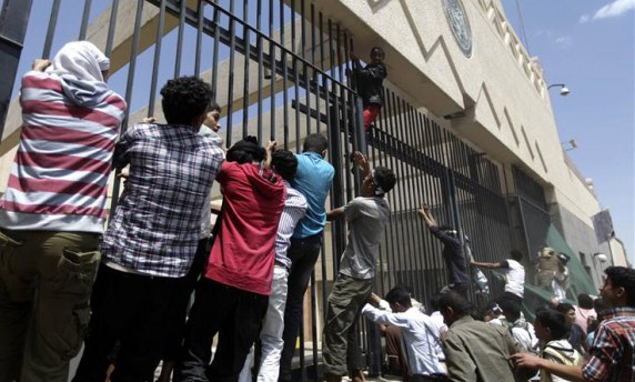 سفارتخانه های غربی در کشورهای اسلامی به حال آماده باش درآمدند