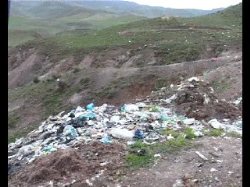جمع آوری و دفع غیراصولی زباله در شهر گیوی مشكل ساز شده است