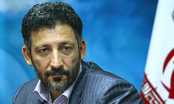 محمد حمزه زاده:اقدام حوزه هنري سياسي نيست/حوزه براساس اهداف خود عمل مي كند