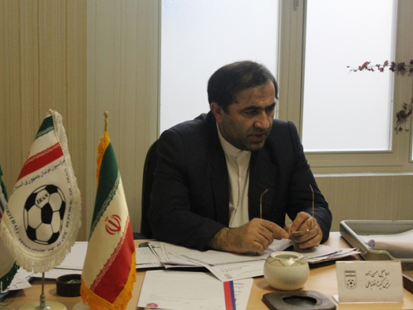 حسن زاده: در خصوص توهین به بازیکن پرسپولیس تصمیم جدی می گیريم