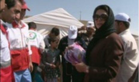 سهم  هنرمندان در کاهش آلام زلزله زدگان بیشتر است