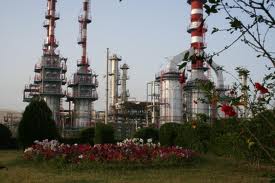سرمایه گذاری 650 میلیارد ریالی برای پالایشگاه لاوان/ تولید سوخت جت به ظرفیت یک میلیون لیتر