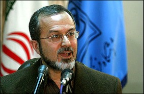 باید به دنبال اعزام انسان به فضا باشیم