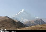 زوج بیجاری برفراز قله کازبک گرجستان