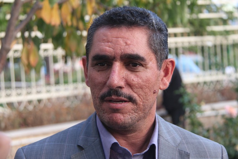 کلیه شبکه های ارتباطی و جاده مواصلاتی مناطق زلزله زده مرمت و بازسازی شده اند