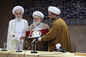 لبنانی ها از حجت الاسلام والمسلمین تسخیری تجلیل کردند