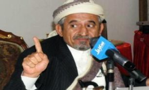 هشدار "شيخ صادق الاحمر" به طرفداران "علي عبدالله صالح"